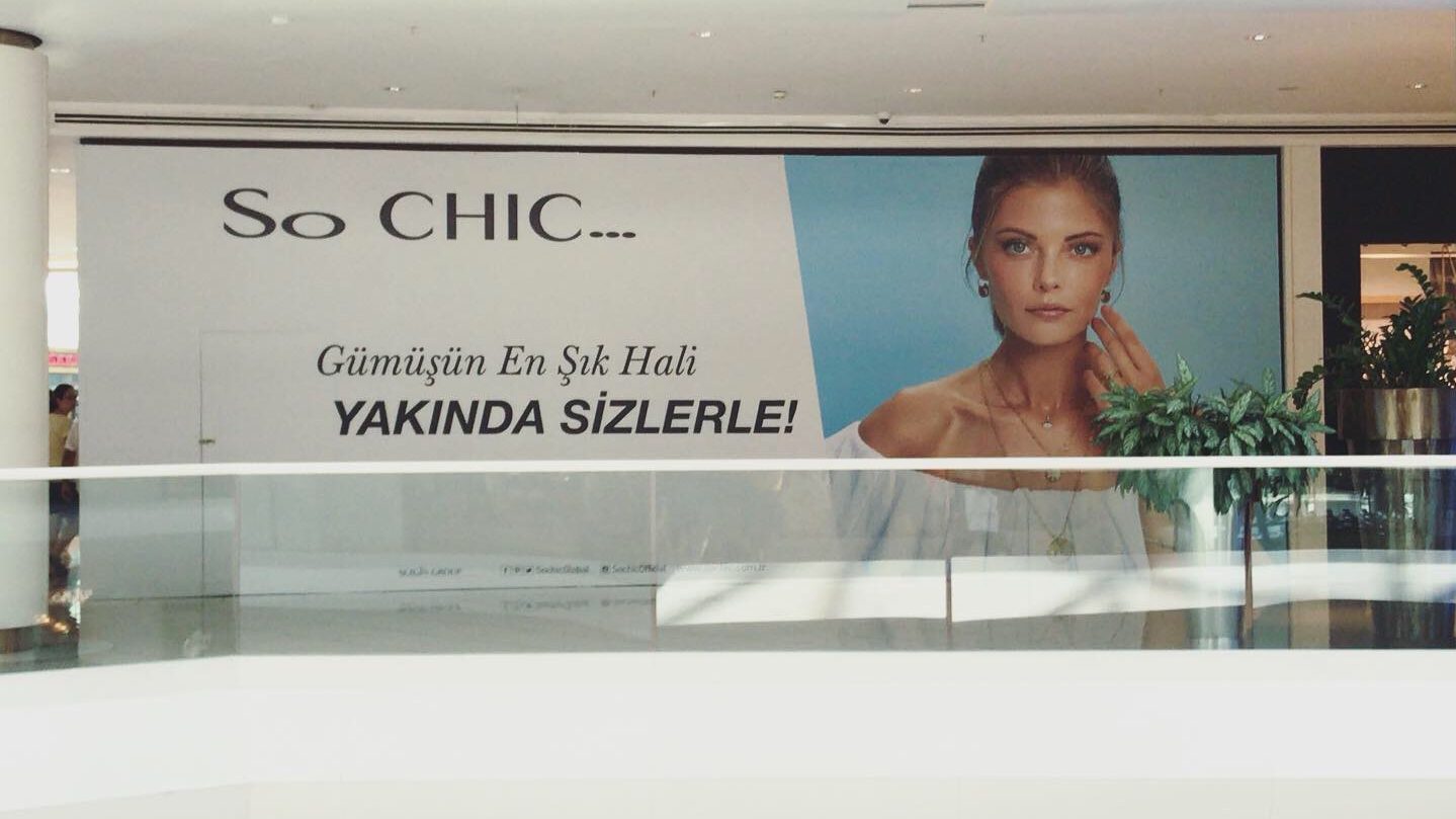 SO CHIC… MALL AKASYA